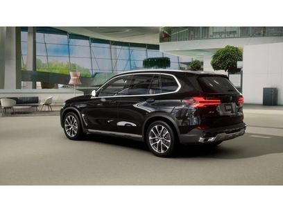 New 2026 BMW X5 xDrive40i w/ Premium Package
