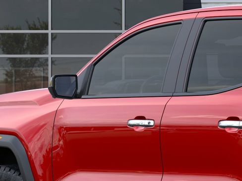 New 2026 GMC Canyon Denali AWD/4WD image 12