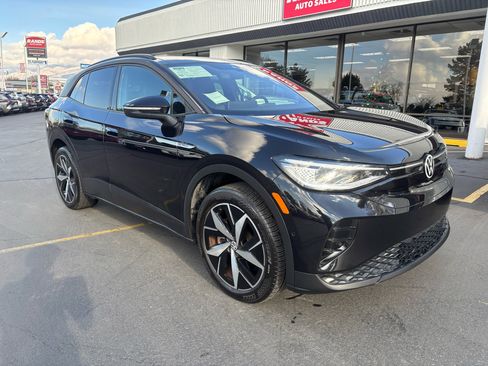 Used 2023 Volkswagen ID.4 Pro S image 2