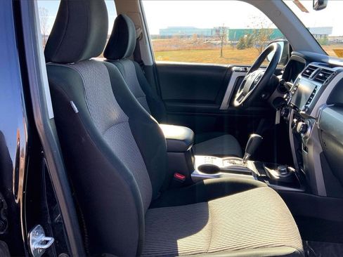 Used 2020 Toyota 4Runner SR5 image 22