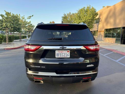 Used 2018 Chevrolet Traverse High Country w/ LPO, Cargo Package AWD/4WD image 10
