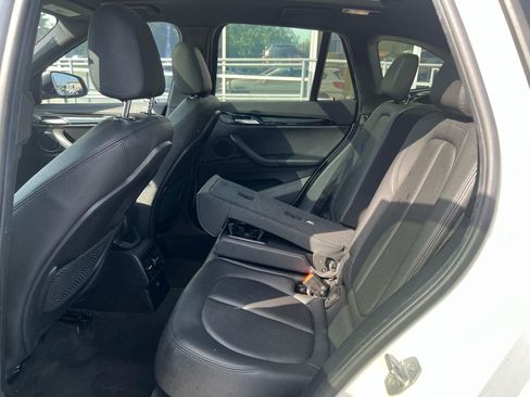 Used 2018 BMW X1 xDrive28i AWD/4WD image 12