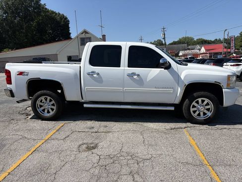 Used 2011 Chevrolet Silverado 1500 LT w/ All-Star Edition AWD/4WD image 7