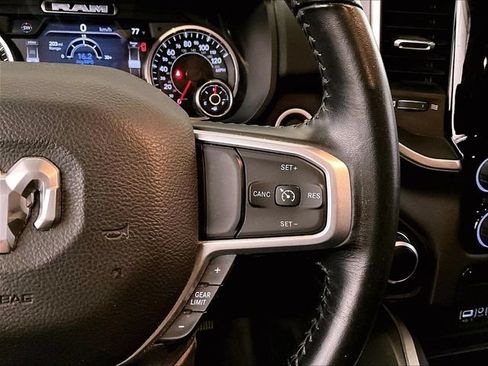Used 2022 RAM 1500 Big Horn AWD/4WD image 18