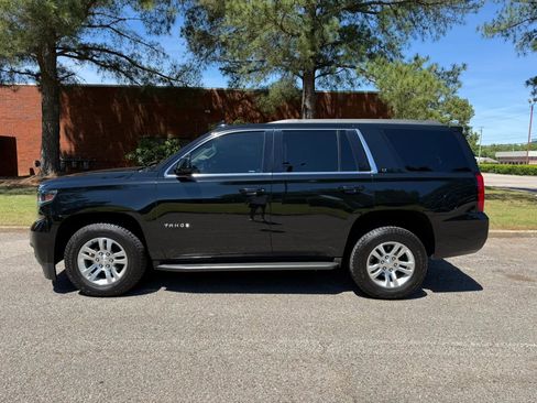 Used 2019 Chevrolet Tahoe LT RWD image 2