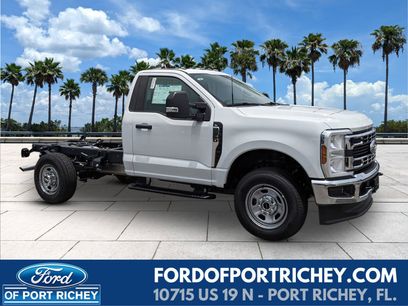 New 2025 Ford F350 XL w/ XL Chrome Package