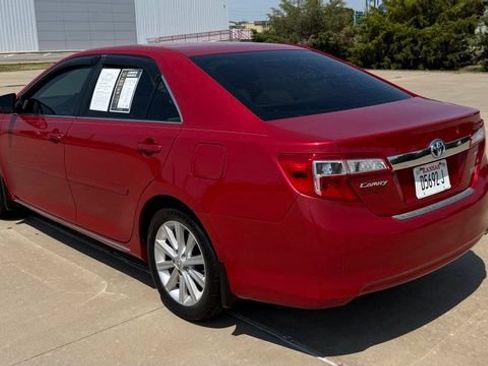 Used 2013 Toyota Camry XLE FWD image 5