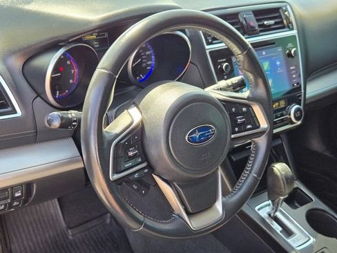 Used 2018 Subaru Outback 2.5i Premium AWD/4WD image 18