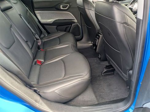 Used 2022 Jeep Compass Latitude image 33