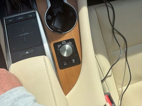 Used 2020 Lexus RX 350 AWD w/ Premium Package image 19