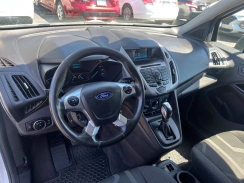 Used 2017 Ford Transit Connect XLT image 18
