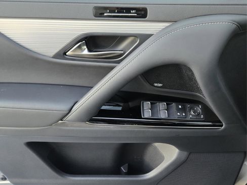 Certified 2024 Lexus LX 600 F Sport image 31