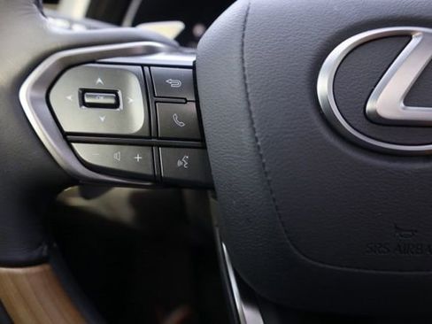 Used 2025 Lexus RX 350 AWD image 24