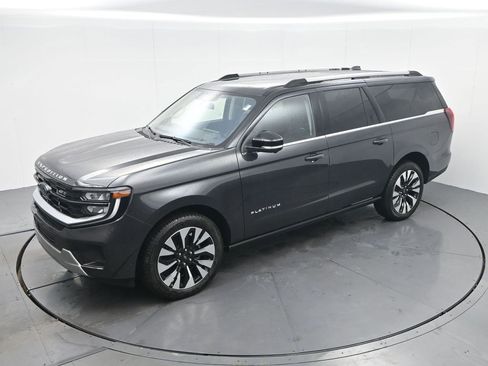 New 2025 Ford Expedition Max Platinum w/ Driver's Package image 25