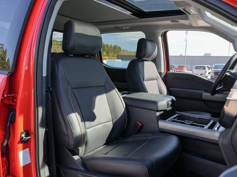 New 2026 Ford F250 Lariat w/ Black Appearance Package AWD/4WD image 38
