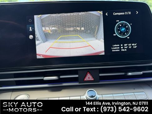Used 2024 Hyundai Elantra SEL FWD image 13