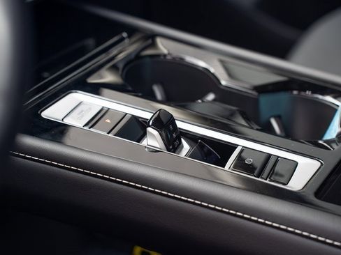 New 2026 Volkswagen Atlas SEL image 12