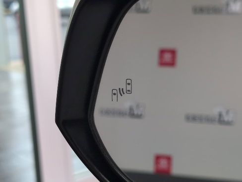 Used 2024 Toyota RAV4 XLE image 21