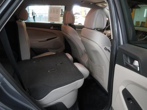 Used 2017 Hyundai Tucson SE image 24