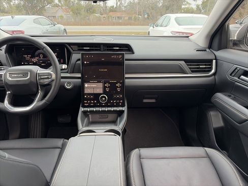 Used 2026 GMC Terrain Denali image 14