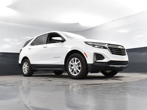 Used 2024 Chevrolet Equinox LT image 41