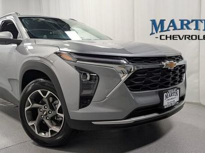 New 2026 Chevrolet Trax LT w/ Driver Confidence Package