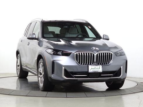 Used 2024 BMW X5 xDrive40i AWD/4WD image 1