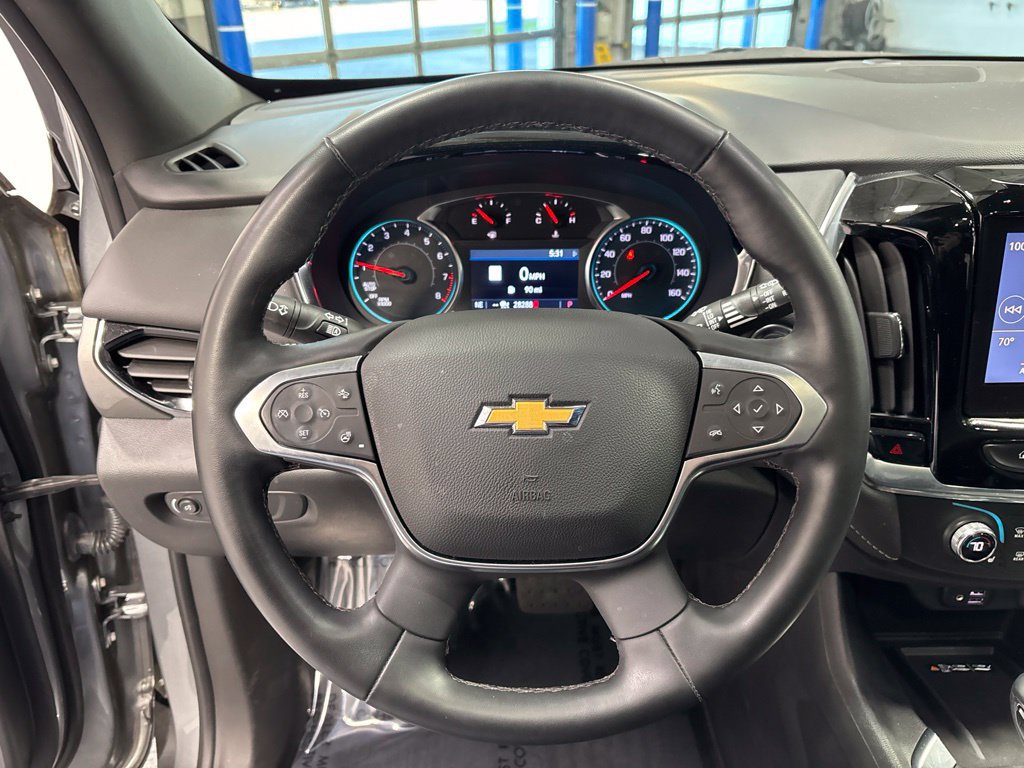 Used 2023 Chevrolet Traverse LT w/ LT Premium Package AWD/4WD image 14