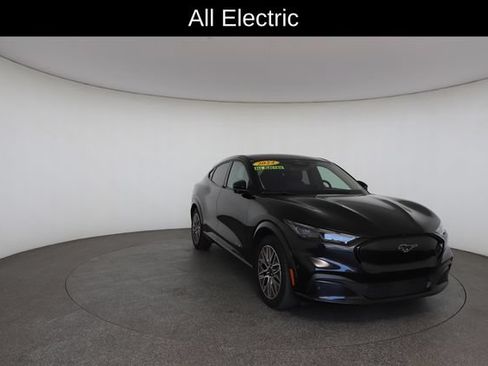 Used 2024 Ford Mustang Mach-E Premium AWD/4WD image 28
