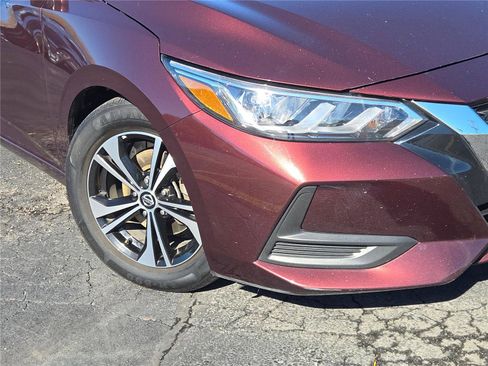 Used 2023 Nissan Sentra SV image 3