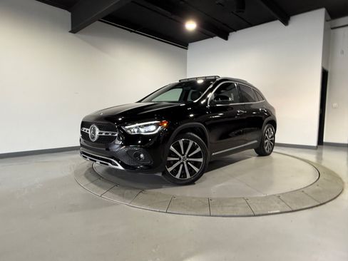 Used 2022 Mercedes-Benz GLA 250 4MATIC image 3