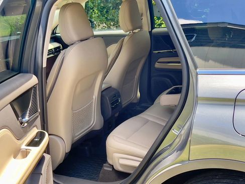 Used 2022 Lincoln Corsair AWD w/ Equipment Group 101A image 13