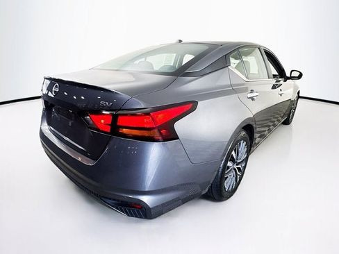 Certified 2023 Nissan Altima 2.5 SV image 5