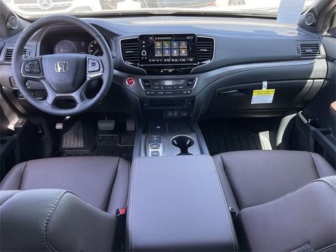 New 2025 Honda Ridgeline RTL+ image 9