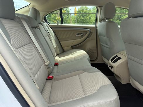 Used 2013 Ford Taurus SEL AWD/4WD image 10