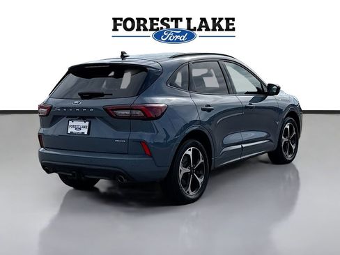 Used 2024 Ford Escape ST-Line Select w/ Tech Pack #2 image 7