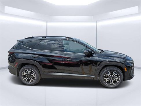 New 2025 Hyundai Tucson XRT image 4