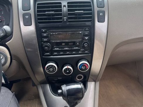 Used 2006 Hyundai Tucson GLS FWD image 12