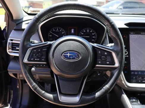 Used 2025 Subaru Outback Limited AWD/4WD image 30