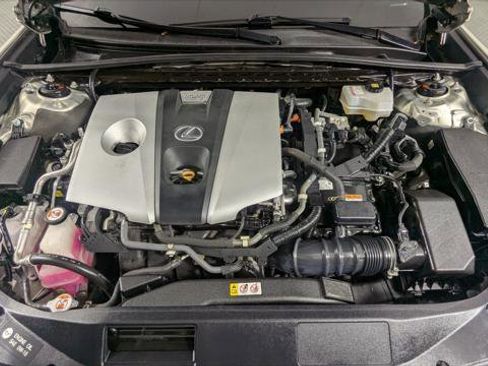 Used 2019 Lexus ES 300h w/ Premium Package FWD image 33