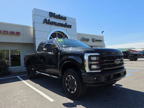 Used 2024 Ford F250 Lariat w/ Lariat Ultimate Package AWD/4WD image 1