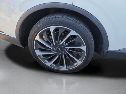 Used 2021 Lincoln Aviator Reserve w/ Equipment Group 202A image 28