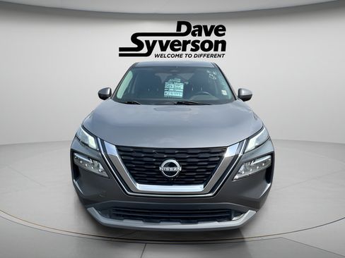 Used 2023 Nissan Rogue SV AWD/4WD image 2