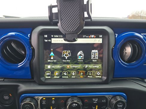 Used 2022 Jeep Wrangler Unlimited Rubicon w/ Trailer Tow Package image 26