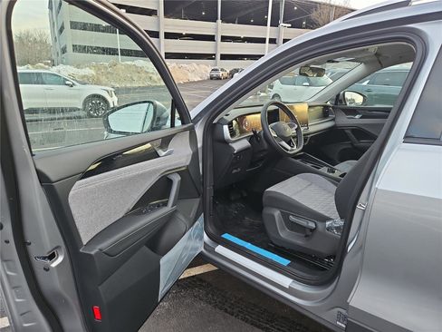 New 2026 Volkswagen Tiguan S image 11