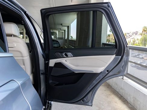 Certified 2024 BMW X5 sDrive40i w/ Premium Package RWD image 24