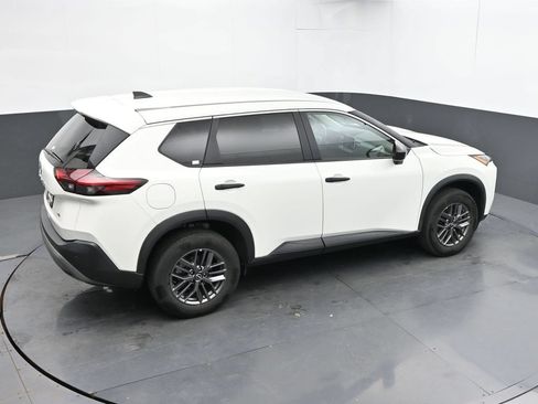 Used 2023 Nissan Rogue S AWD/4WD image 33