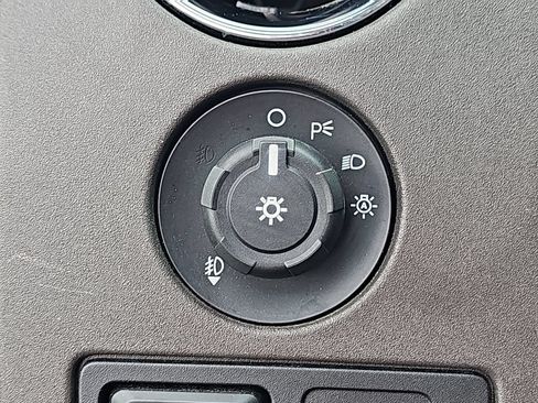 Used 2010 Ford F150 XLT AWD/4WD image 33