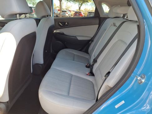 Used 2022 Hyundai Kona SEL FWD image 14