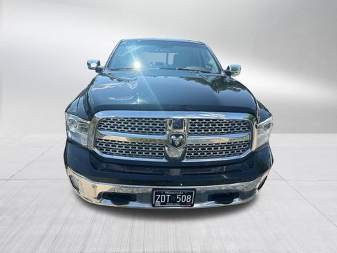 Used 2017 RAM 1500 Laramie w/ Convenience Group AWD/4WD image 2